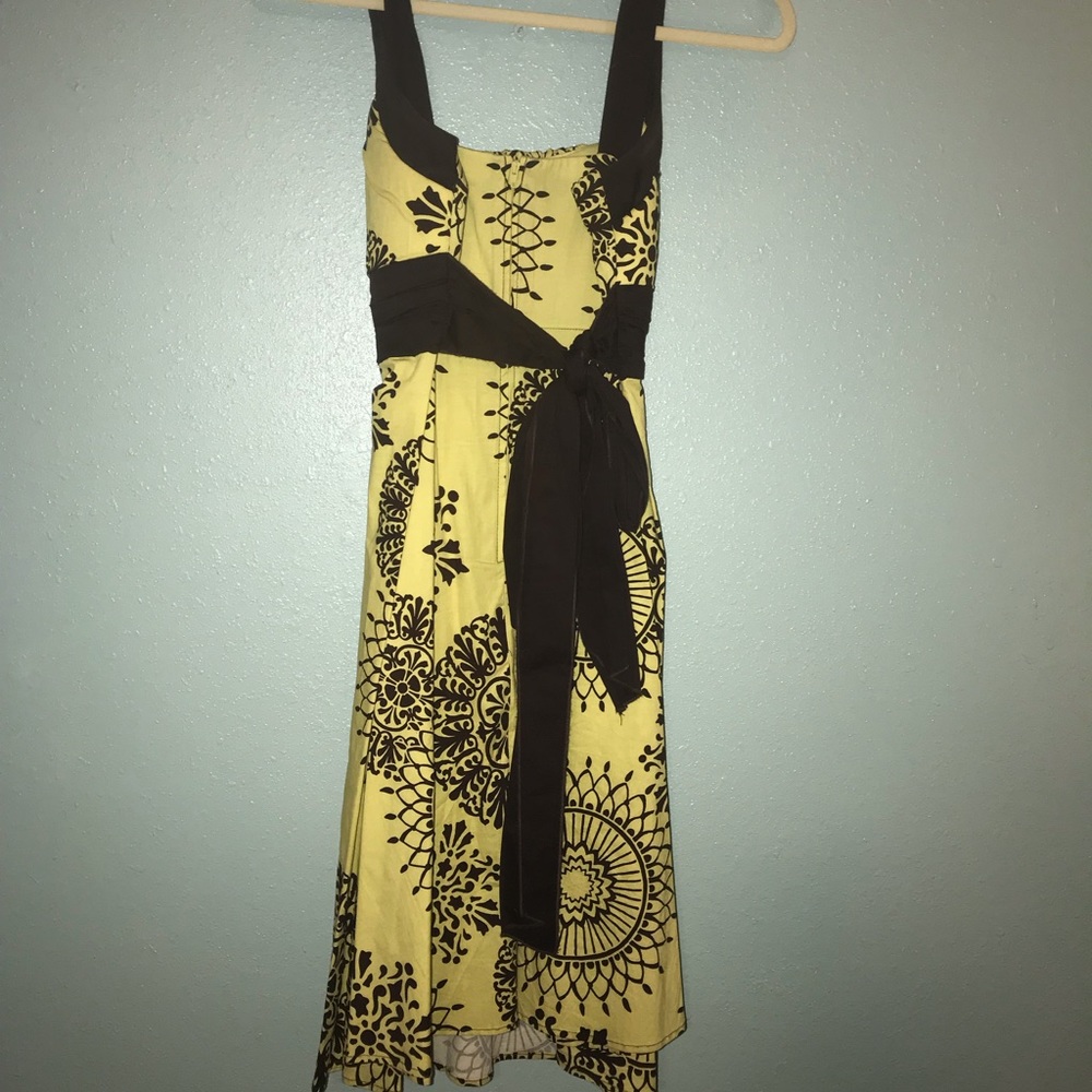 Dress - Picture 2 of 2